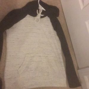 Women’s/teen sweater